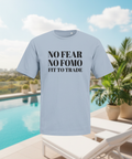 No Fear No Fomo — groot met rooftop pool achtergrond