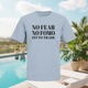 No Fear No Fomo — groot met rooftop pool achtergrond
